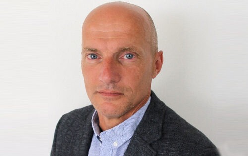 DAADKRACHTIGE CONSULTANTS MET VEEL KENNIS IN HUIS